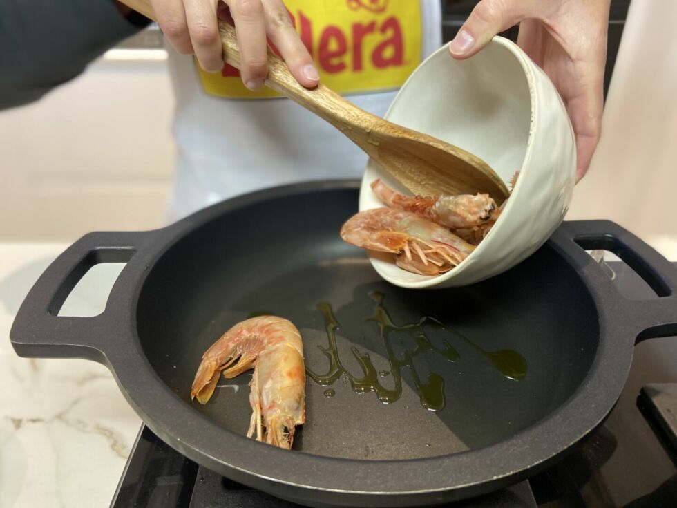 Tradicional Arroz Alicantino Con Salmorreta La Fallera