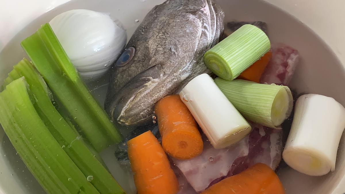 Caldo de pescado casero: receta fácil y deliciosa