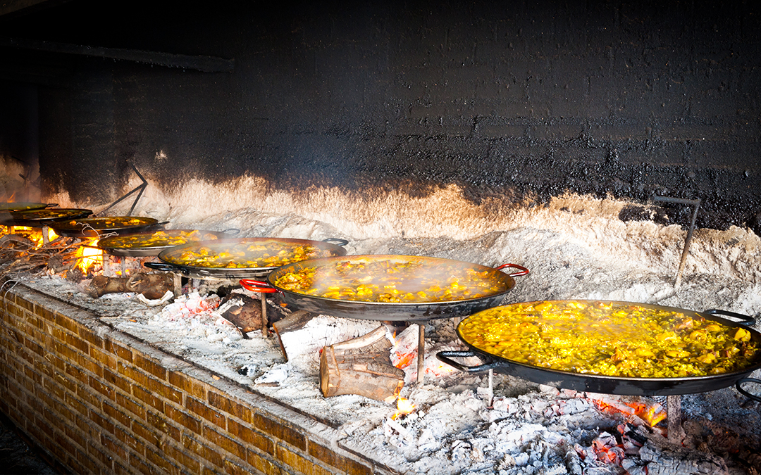 Paella o Paellera: ¿Cuál es el Término Correcto?