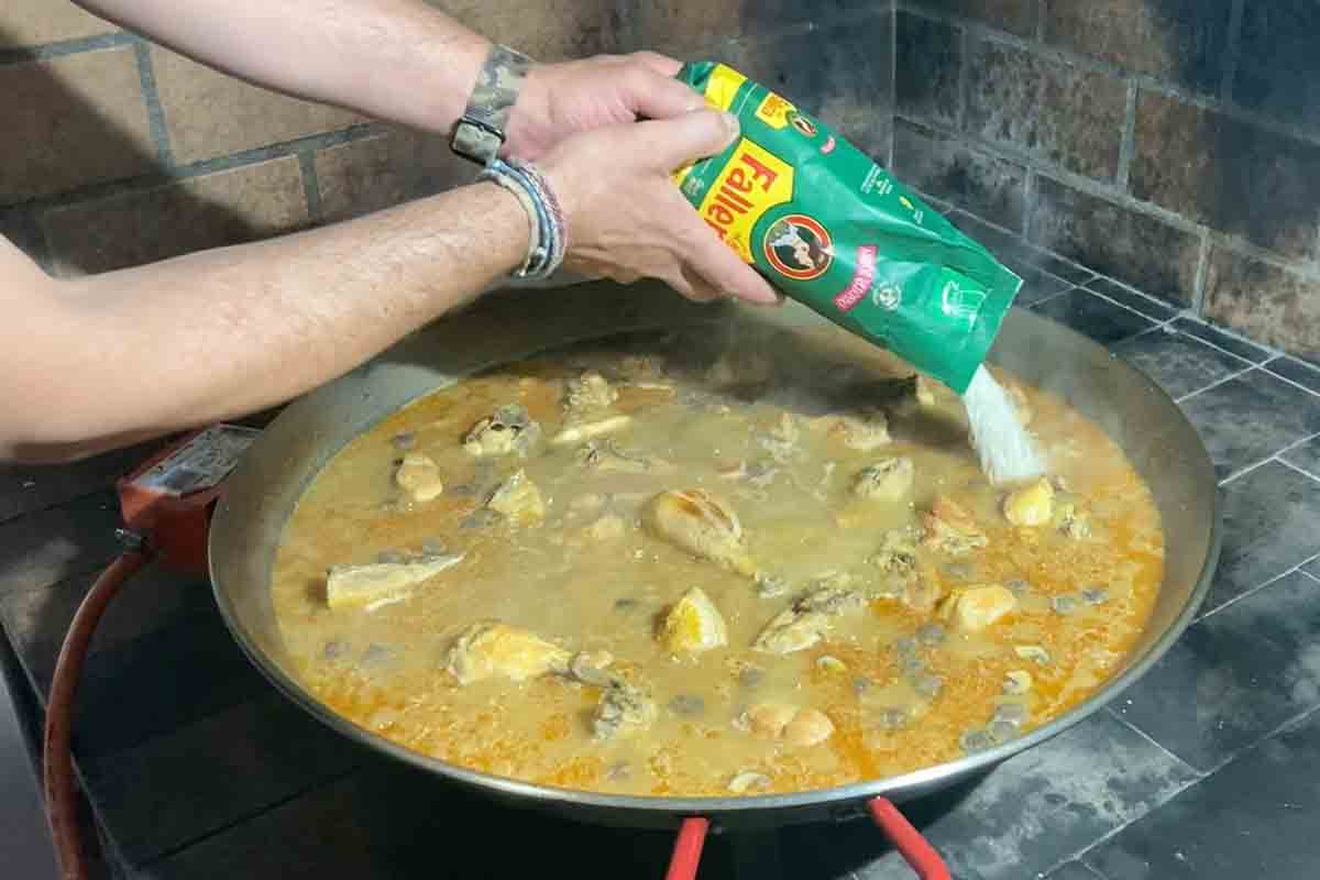 paso a paso arroz con pollo y champiñones arroz