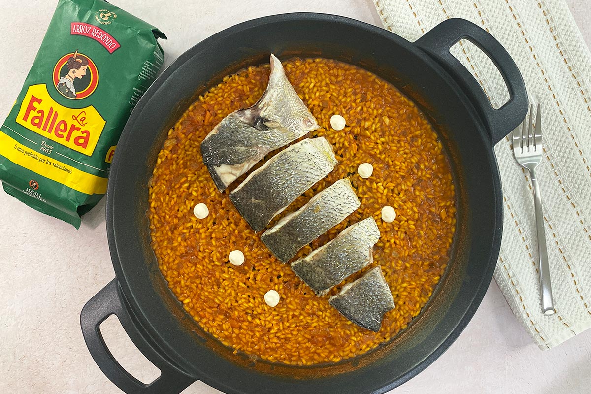 Presentación de arroz con corvina