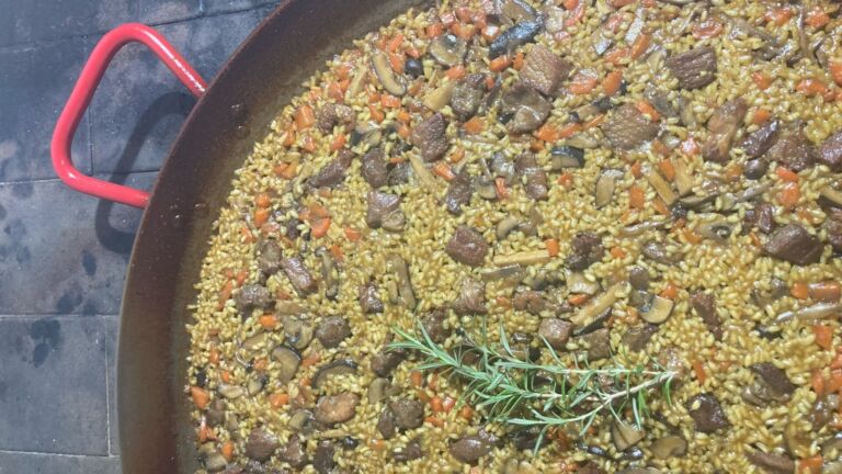 Foto de Delicioso arroz con carne de cerdo