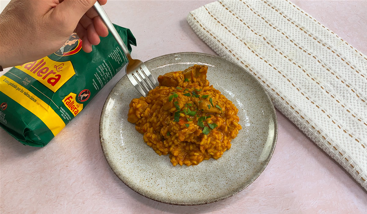 Presentación de arroz con pitu